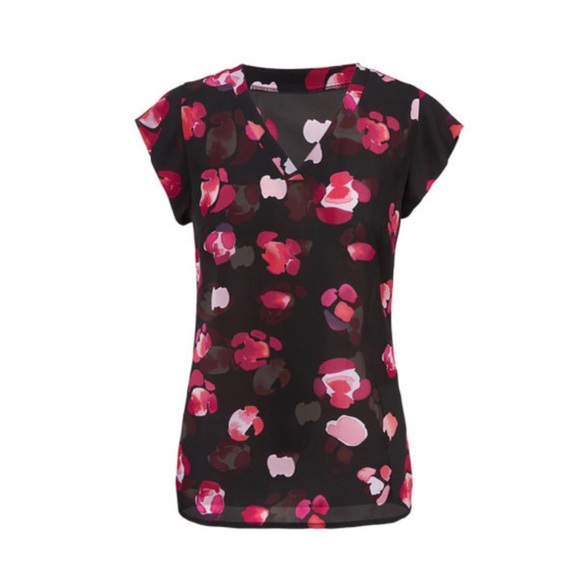 CAbi Tops - NWOT, Cabi Petal Blouse, size M